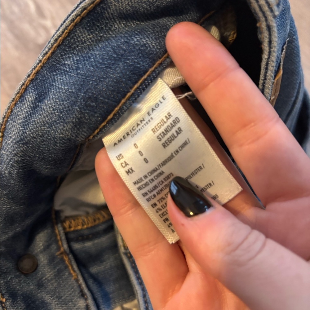 American Eagle Jean - Picture 5 of 6